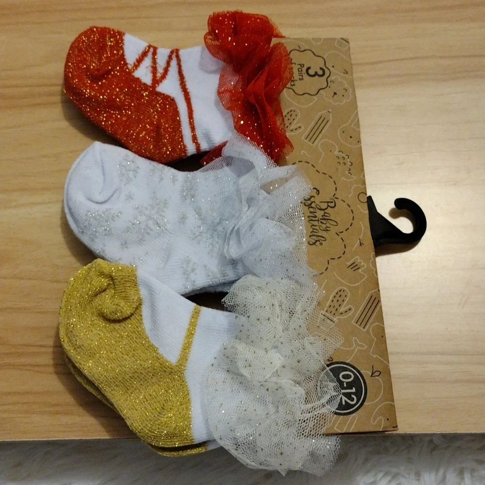 Baby Ruffle Novelty Socks 3 Pair 0-12 Months 🆕